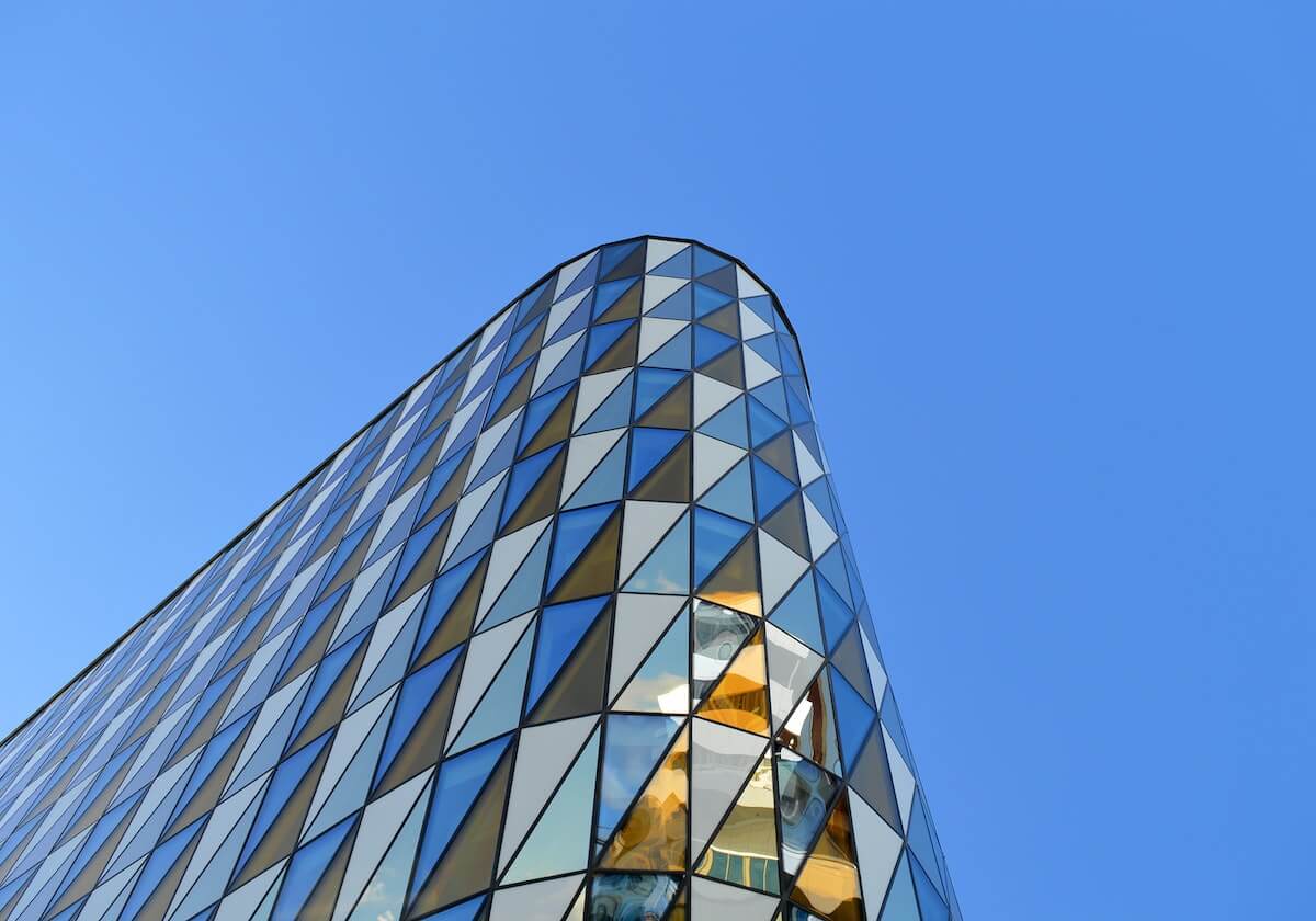 开云体育下载-LCK：Faker塞拉斯三杀游龙，T1中路团0换4大胜HLE