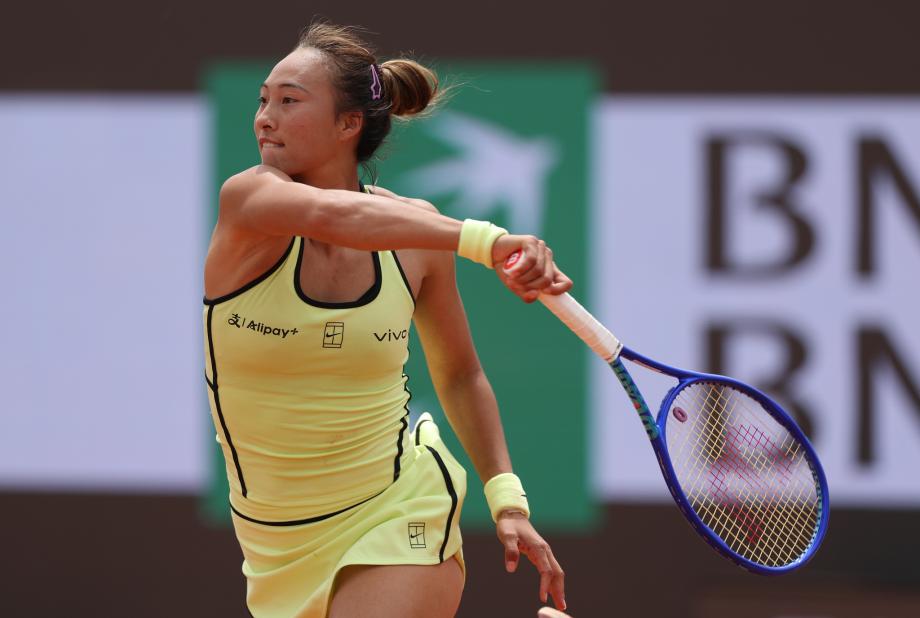 开云登录入口地址-WTA1000罗马站-郑钦文2-0横扫布克沙晋级32强